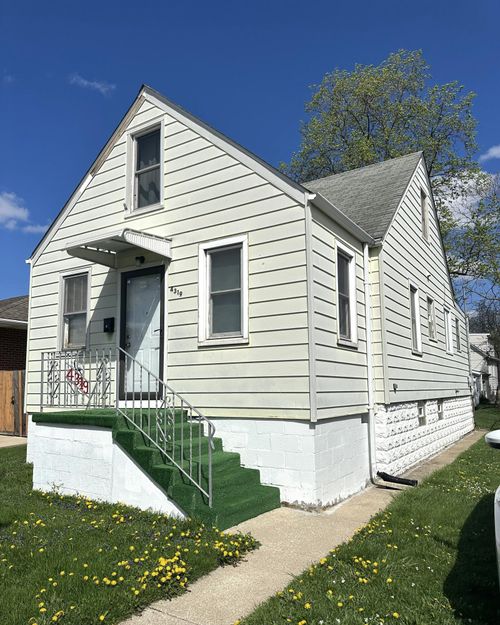 4319 Torrence Ave, Hammond, IN, 46327 | Card Image