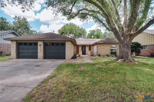 206 Gettysburg Dr, Victoria, TX, 77904-2401 | Card Image