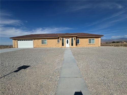 2430 Banyon St, Pahrump, NV, 89048-6268 | Card Image