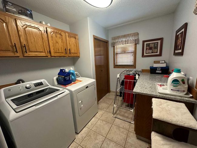 3318 Township Road 400, House other with 4 bedrooms, 4 bathrooms and 6 parking in Rural Lacombe County AB | Image 27