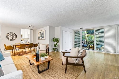 209-9950 Durant Dr, Beverly Hills, CA, 90212-1614 | Card Image