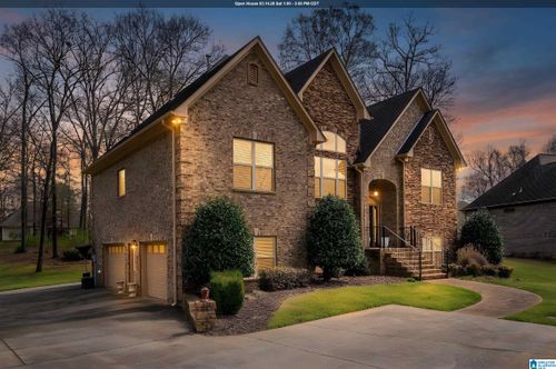 120 Flagstone Dr, CHELSEA, AL, 35043-5352 | Card Image