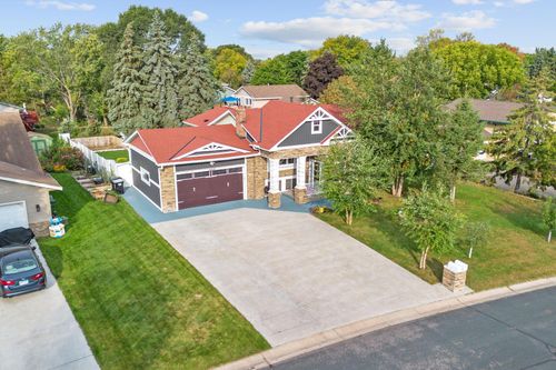 11840 Narcissus St Nw, Coon Rapids, MN, 55433-2745 | Card Image