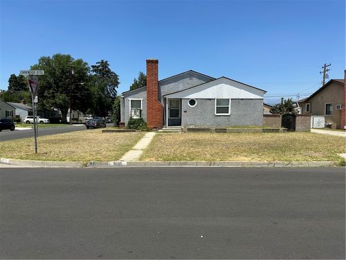 1031 E Larkwood St, West Covina, CA, 91790-3825 | Card Image