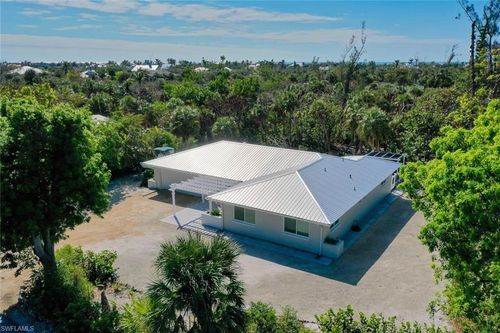 4639 Brainard Bayou Rd, SANIBEL, FL, 33957-2402 | Card Image