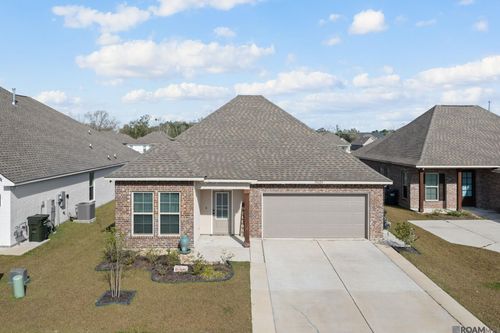 38424 Parliament Dr, Prairieville, LA, 70769-5321 | Card Image
