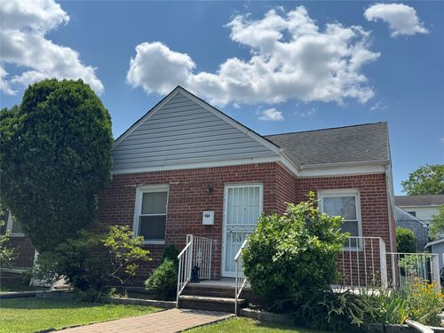 163 25th Ave, Whitestone, NY, 11357-4059 | Card Image
