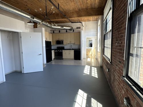 302-88 Gerrish Ave, Chelsea, MA, 02150 | Card Image