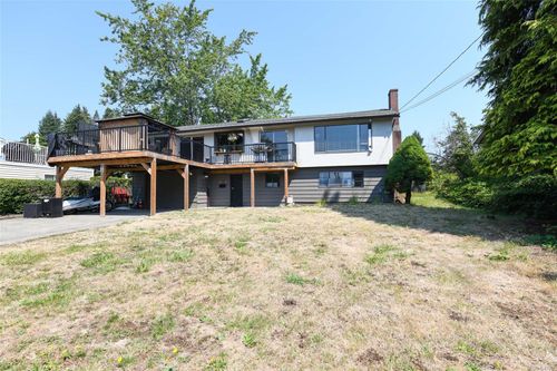2178 Downey Ave, Comox, BC, V9M1W8 | Card Image