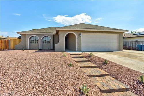 544 E Rolly St, Henderson, NV, 89011-5300 | Card Image