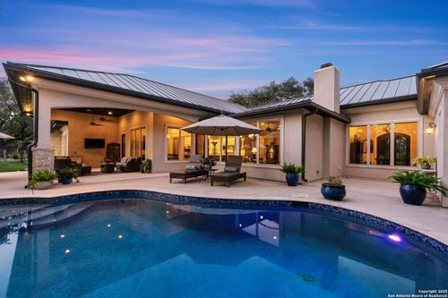 324 Menger Spgs, Boerne, TX, 78006-7215 | Card Image