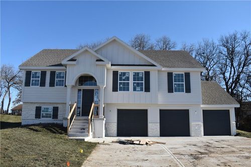 6022 Ne 118th Ter, Kansas City, MO, 64156-1141 | Card Image