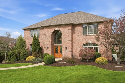 315 Fox Run Dr, Venetia, PA, 15367-1431 | Card Image