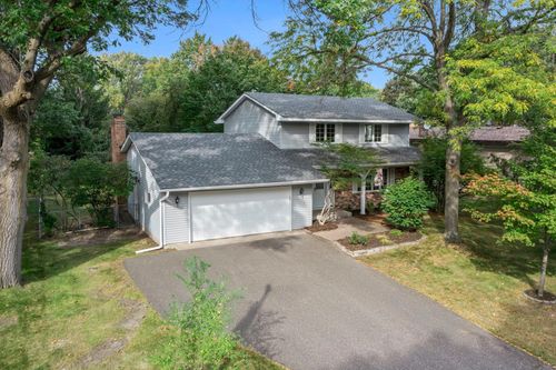 4715 Chandler Rd, Shoreview, MN, 55126-6022 | Card Image