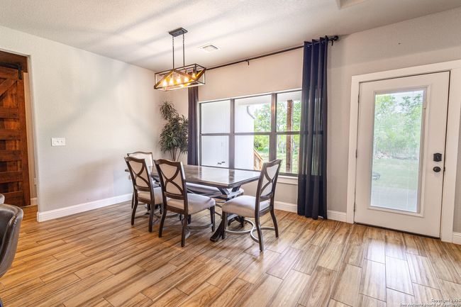 177 E Short Meadow Dr, House other with 4 bedrooms, 4 bathrooms and null parking in Lytle TX | Image 14