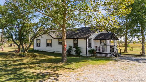 394841 W 3900 Rd, Skiatook, OK, 74070-4456 | Card Image