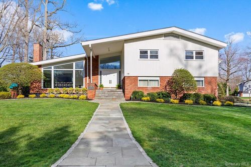 16 Dell Dr, Eastchester, NY, 10709-5204 | Card Image