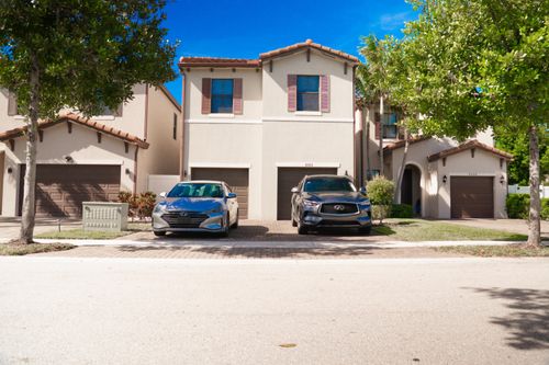 6026-6026 Pine Tree Way, Riviera Beach, FL, 33410-1923 | Card Image