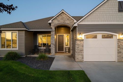 11200 Mathews Rd, Pasco, WA, 99301-6878 | Card Image