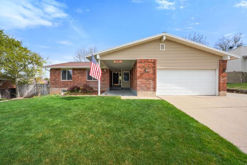 1626 Heather Dr, Layton, UT, 84040-8329 | Card Image