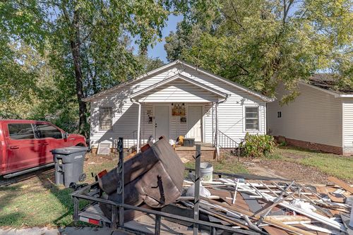 818 W Matthews Ave, Jonesboro, AR, 72401-3457 | Card Image