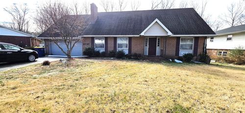 2737 Utah Dr, Bowling Green, KY, 42104-4305 | Card Image
