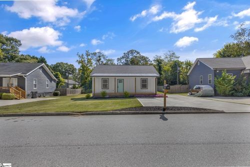 46 Dorsey Blvd, Greenville, SC, 29611-5145 | Card Image
