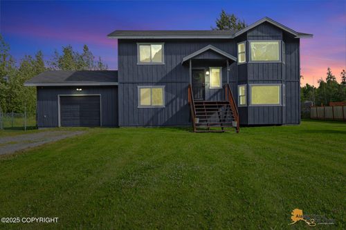 14795 E Hearthstone Dr, Palmer, AK, 99645-8560 | Card Image