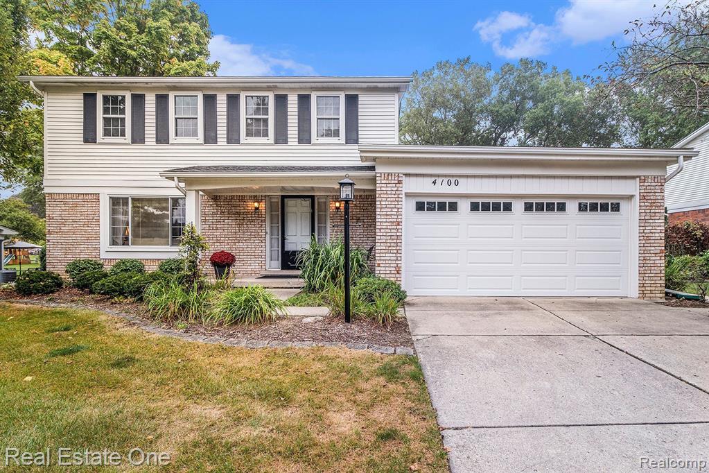 Wentworth Dr, Troy, MI 48098