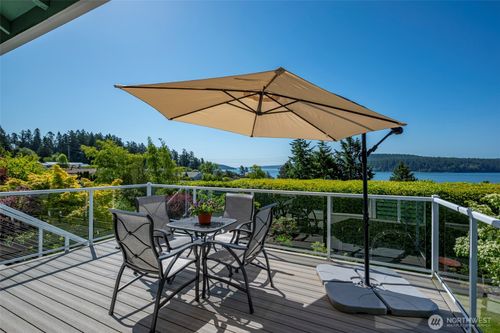 15022 Lincoln St, Anacortes, WA, 98221-8225 | Card Image