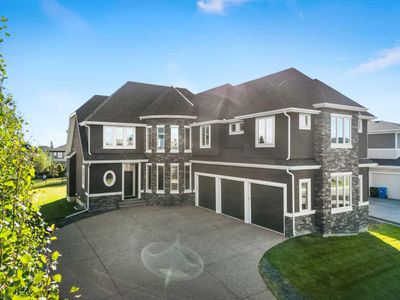 311 Silverado Crest Landing Sw, House detached with 4 bedrooms, 3 bathrooms and 6 parking in Calgary AB | Image 2