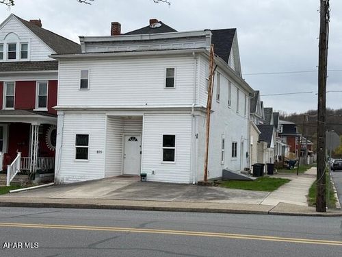 815 N 2nd St, Altoona, PA, 16601-5701 | Card Image