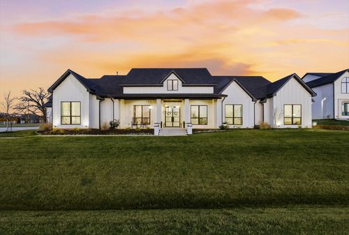4304 Belle Dr, Flower Mound, TX, 75022-6337 | Card Image