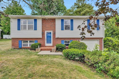2139 Ellison Ave, Salem, VA, 24153-5935 | Card Image