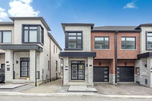 14 Observatory Way, Whitby, ON, L1M0M7 | Card Image