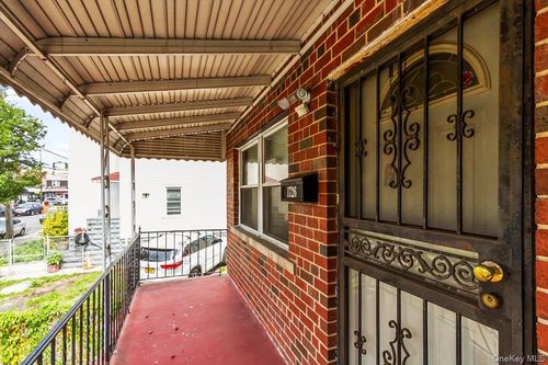1726 Radcliff Ave, Bronx, NY, 10462-4021 | Card Image