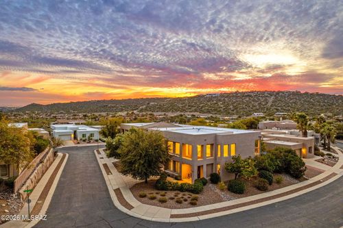 5057 N Valley Vista Dr, Tucson, AZ, 85750-6264 | Card Image