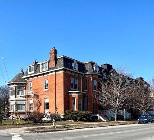 130 King St E, Kingston, ON, K7L3A1 | Card Image