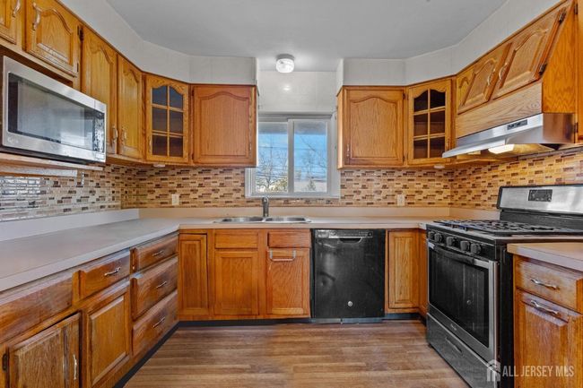 1419 Highway 33, House other with 5 bedrooms, 3 bathrooms and null parking in Hamilton NJ | Image 13