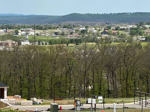 825 Ridgeview Dr, Tahlequah, OK, 74464 | Card Image