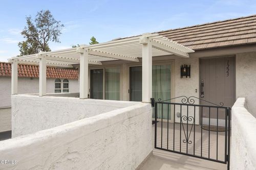 1223 Landsburn Cir, Westlake Village, CA, 91361-3700 | Card Image