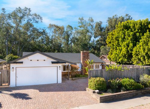 7569 Newport Dr, GOLETA, CA, 93117-2419 | Card Image