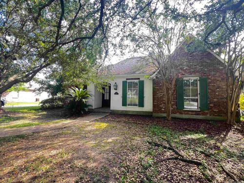 6011 Riverbrook Dr, Baton Rouge, LA, 70820-5073 | Card Image
