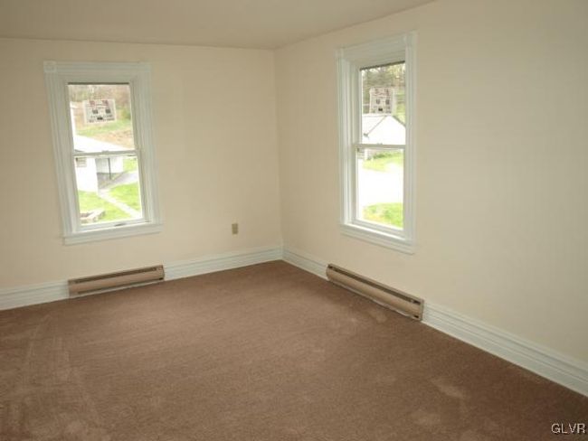 1214 Clearview Rd, Home with 4 bedrooms, 3 bathrooms and null parking in Coplay PA | Image 9