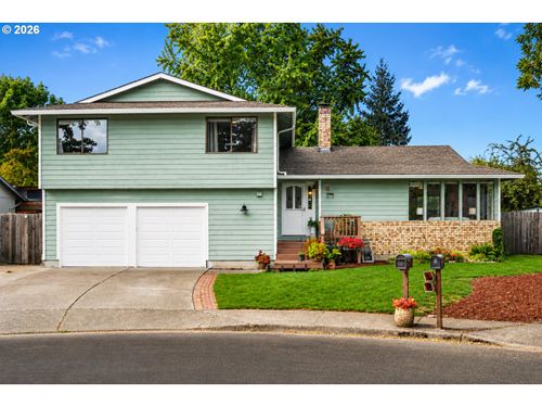 2261 Sw 195th Ave, Beaverton, OR, 97003-2567 | Card Image