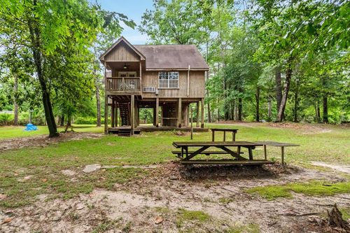 49 Elm St, Poplarville, MS, 39470-3475 | Card Image
