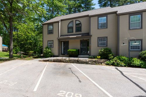 unit-209-1465 Hooksett Rd, Hooksett, NH, 03106-1829 | Card Image