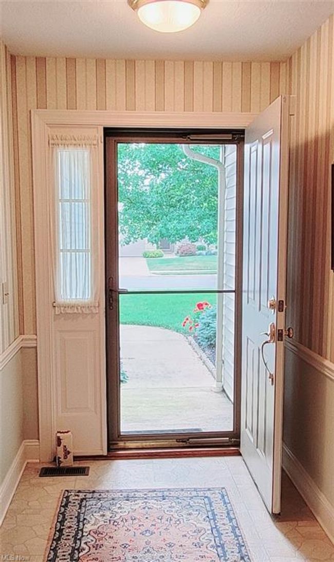 1724 Courtney Lane, Sold in Huron Zoocasa