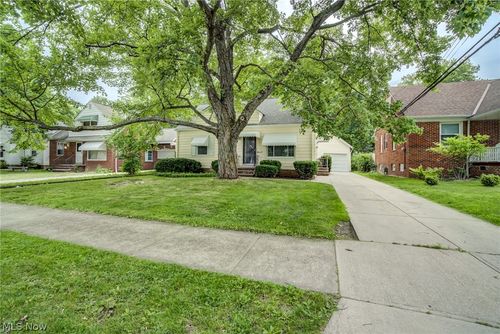 1343 Victory Dr, South Euclid, OH, 44121-3628 | Card Image