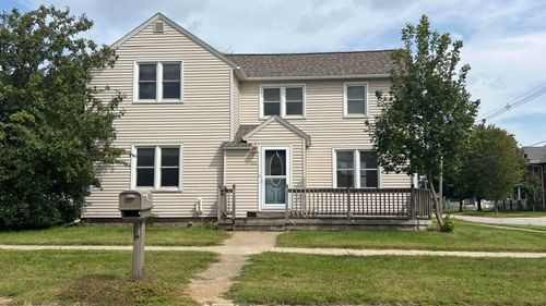 122 S Walnut Ave, New Hampton, IA, 50659-2030 | Card Image